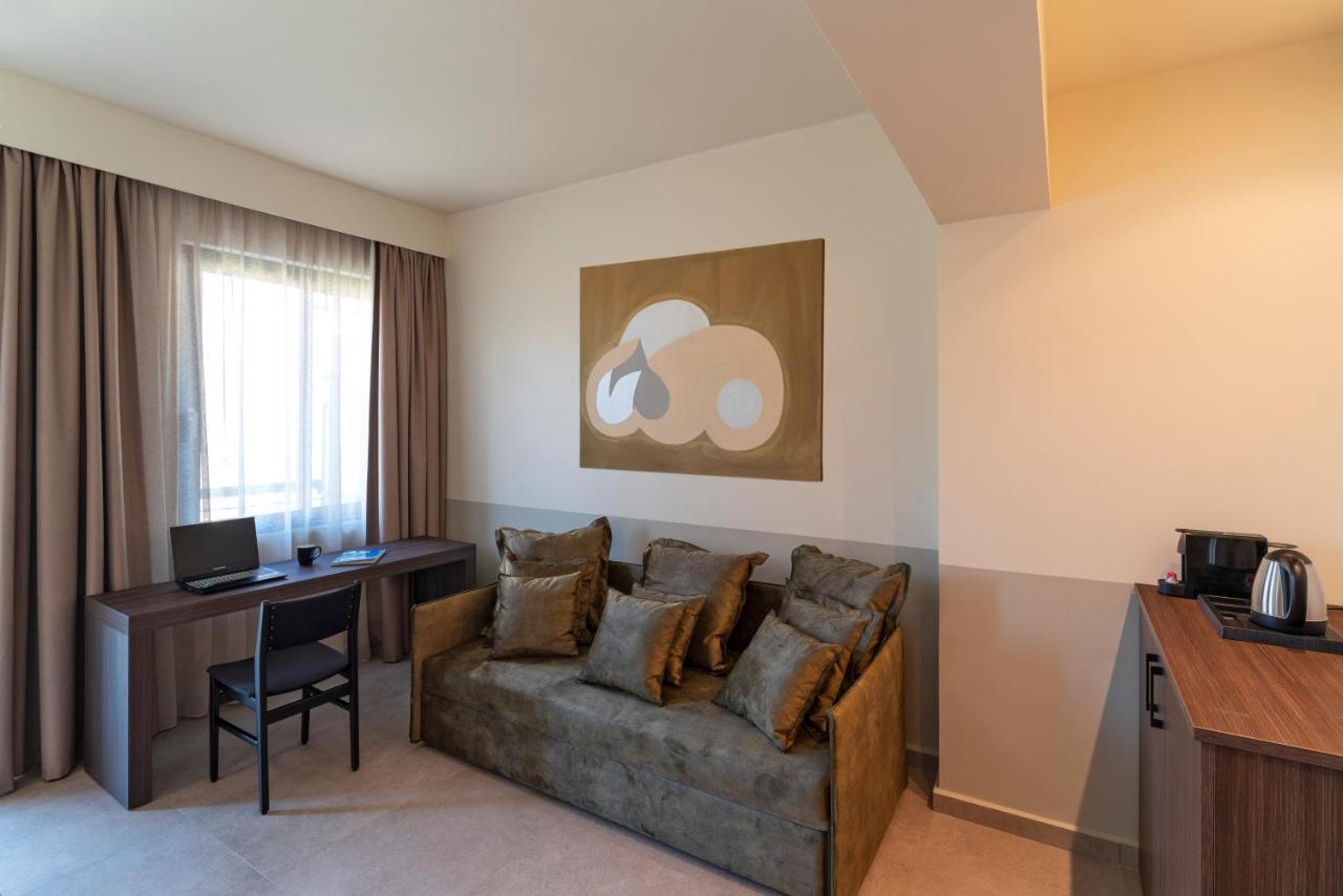 Mariette Rhodes Urban Suites (Adults Only) Rhodes City エクステリア 写真
